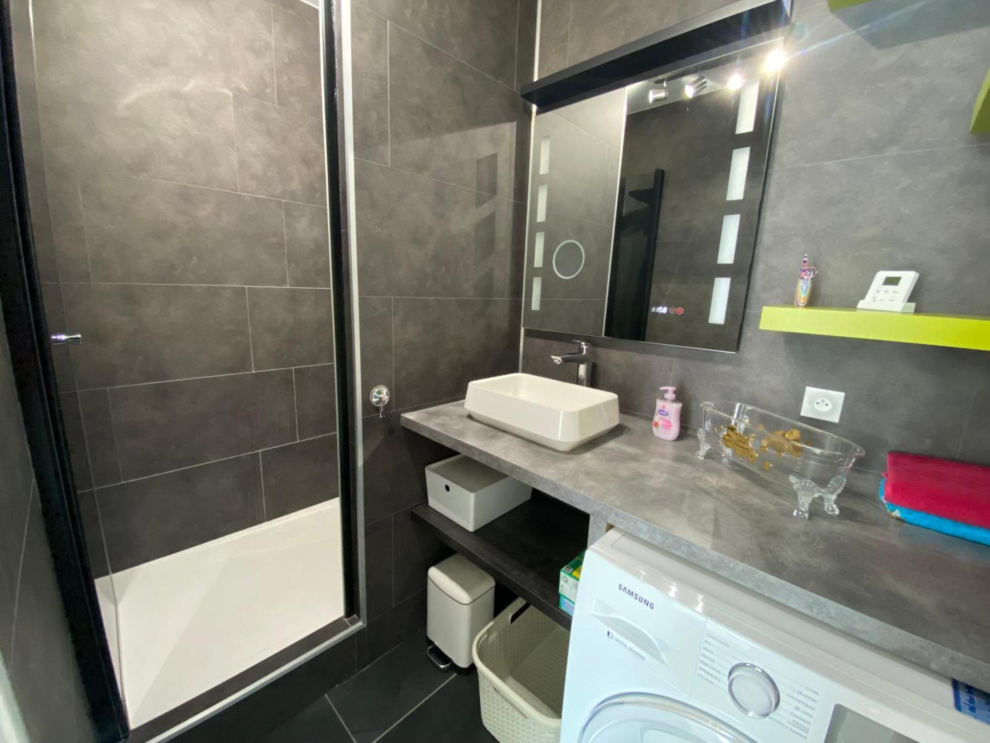 Apartmán Victoria-T2-41M2-Balcon, Wifi, Linge, Produits, Menage Inclus Remeš Exteriér fotografie